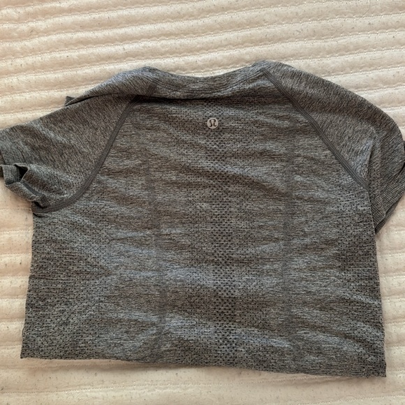 Lululemon swiftly tech - Picture 2 of 2